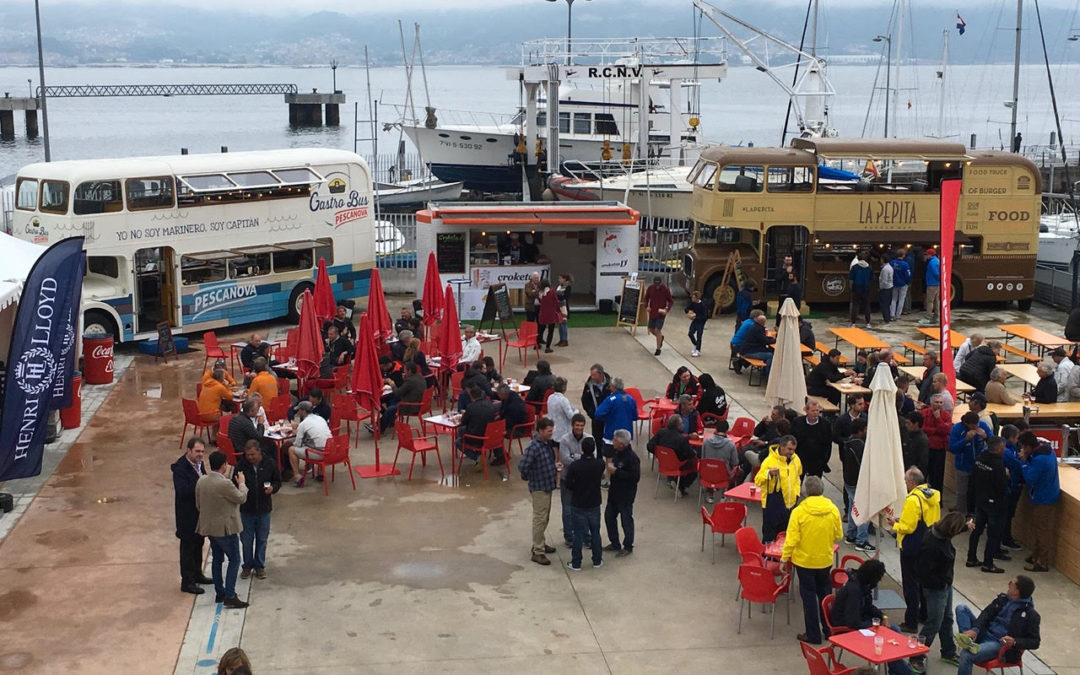 Movilbus en el Campeonato del mundo de vela con stand de Croketas, Gastrobus Pescanova y Foodtruck La Pepita