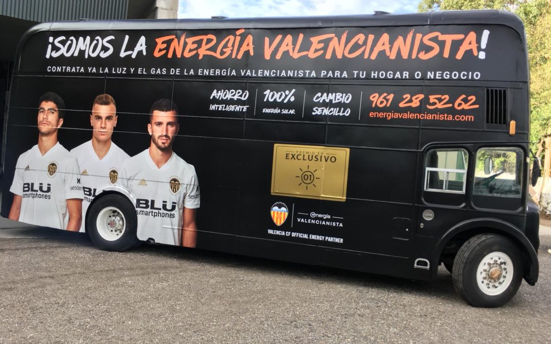 Bus inglés para Energía Valencianista