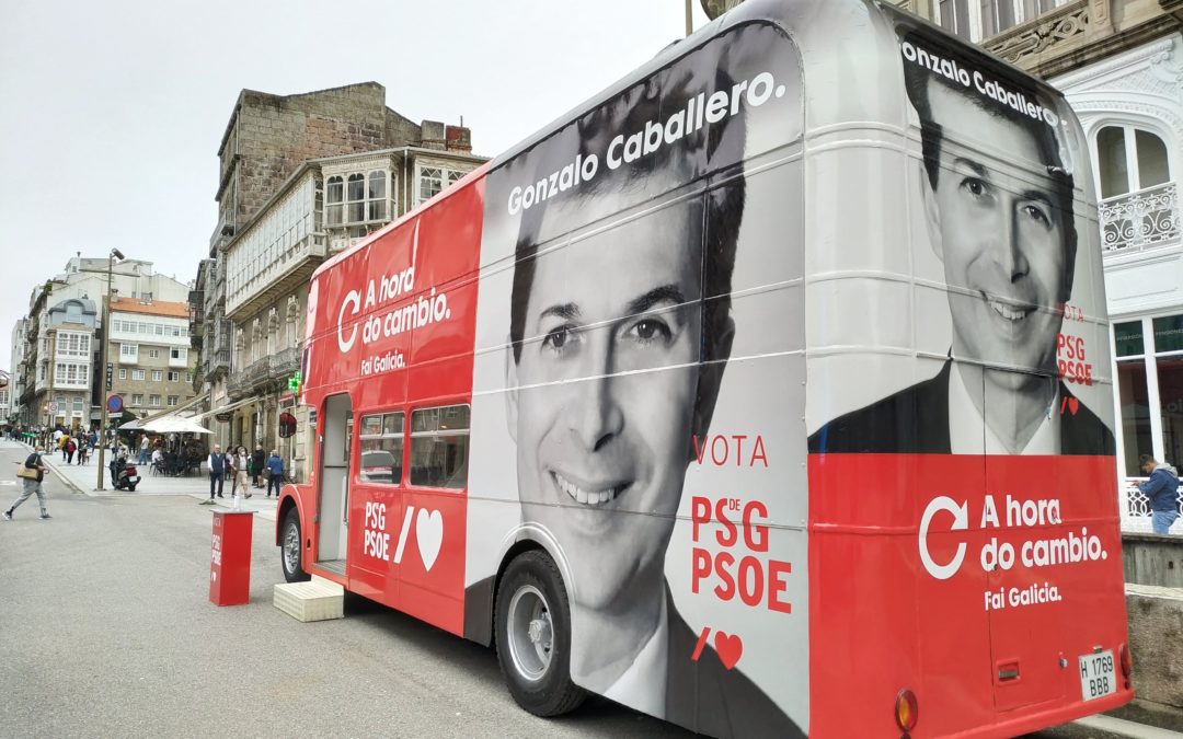 Bus inglés para campaña electoral PSdeG